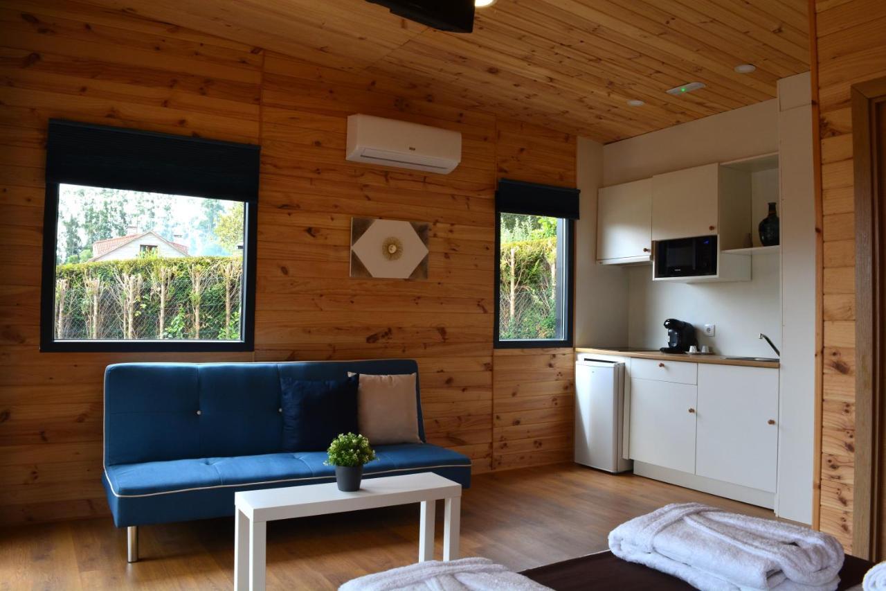 Cabanas Compostela - Cabana Pedroso Con Banera De Hidromasaje Saint-Jacques-de-Compostelle Extérieur photo