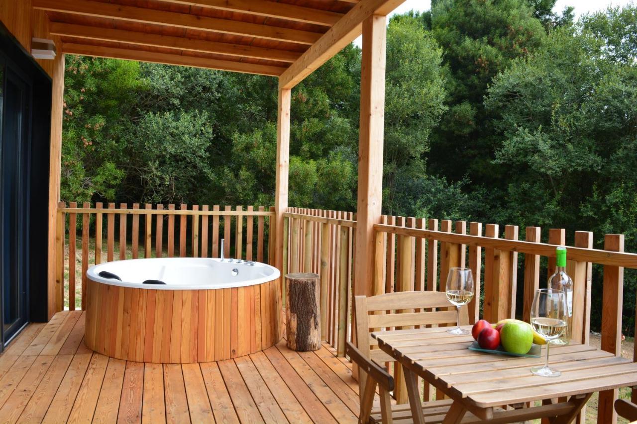 Cabanas Compostela - Cabana Pedroso Con Banera De Hidromasaje Saint-Jacques-de-Compostelle Extérieur photo